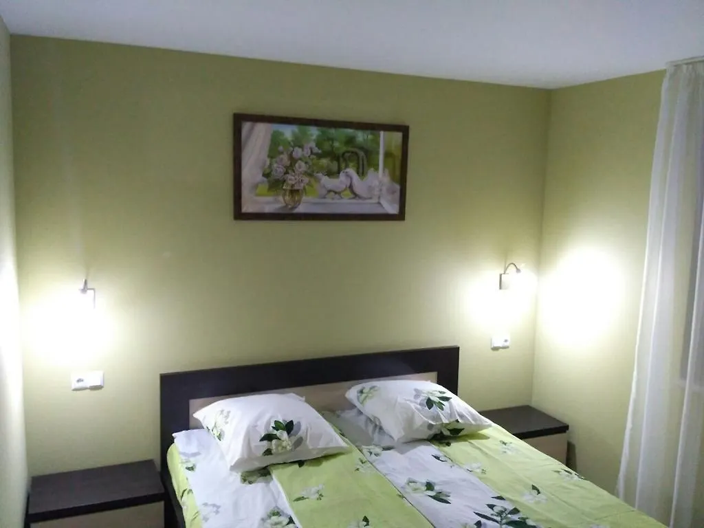 Comfort Apartment On Bogdanivska Street 7B كييف