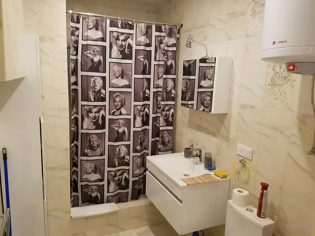 Comfort Apartment On Bogdanivska Street 7B كييف